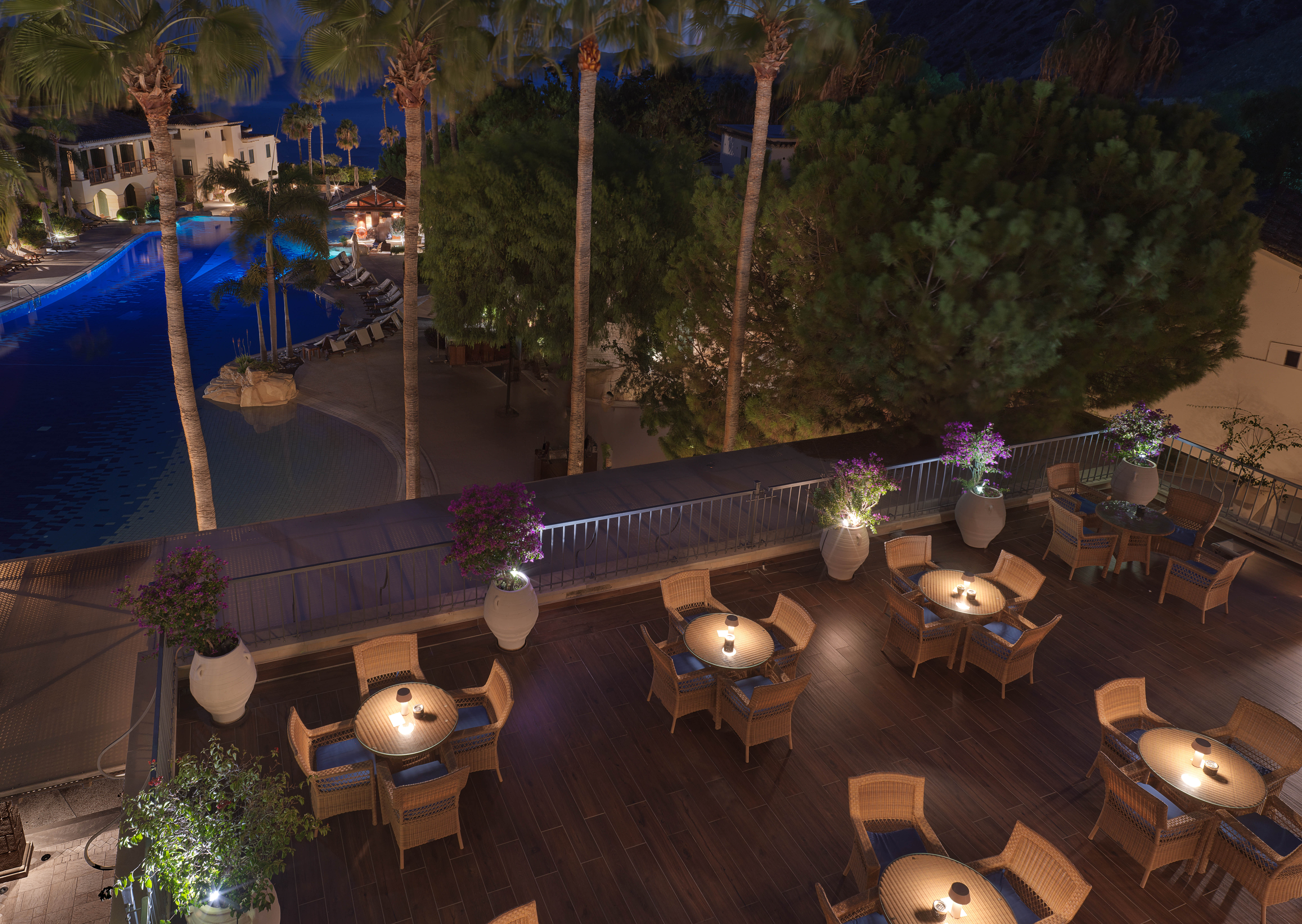 Book your wedding day in Columbia Beach Resort, an SLH Hotel